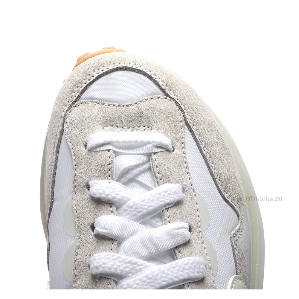 DD Nike Vaporwaffle sacai Sail Gum