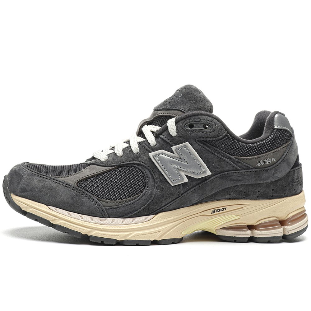 DD New Balance 2002R Black Dark Grey